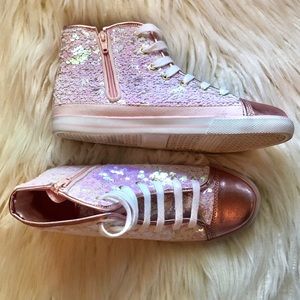 Kidpik Sequin Hi Top Shoes size 5 in ballerina